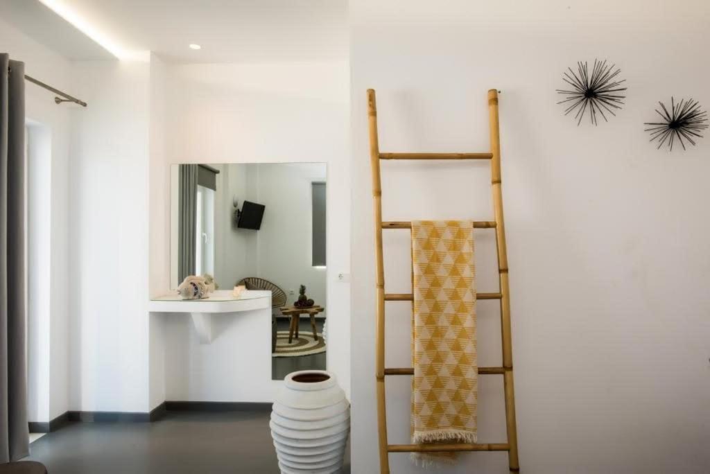 Jonaz Rooms & Suites Mykonos Town Exterior photo